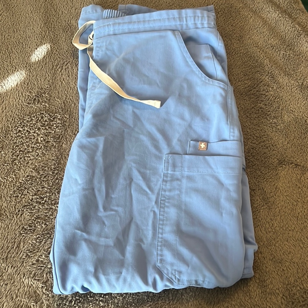 Medium ceil blue yola